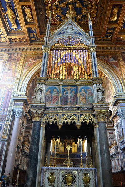 Basilica_di_san_giovanni_in_later_3